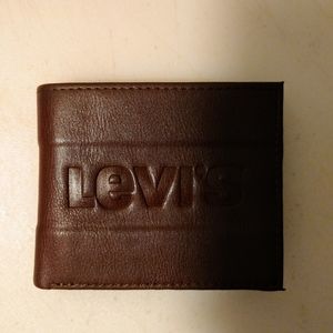 Levi's Men's Wallet